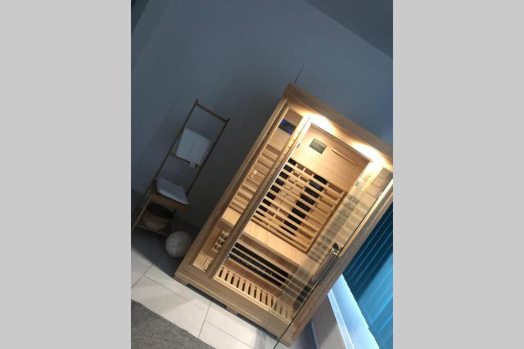 Stadtsuite Mit Sauna In Wiener Neustadt 135 M2 Zewnętrze zdjęcie