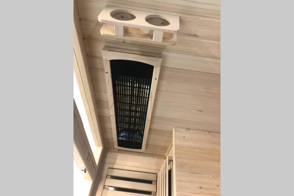 Stadtsuite Mit Sauna In Wiener Neustadt 135 M2 Zewnętrze zdjęcie