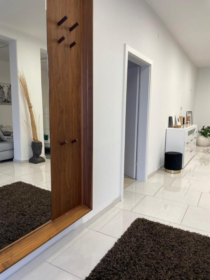 Stadtsuite Mit Sauna In Wiener Neustadt 135 M2 Zewnętrze zdjęcie