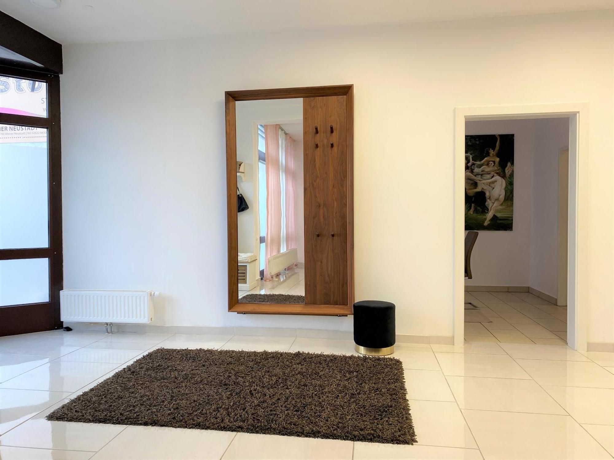 Stadtsuite Mit Sauna In Wiener Neustadt 135 M2 Zewnętrze zdjęcie