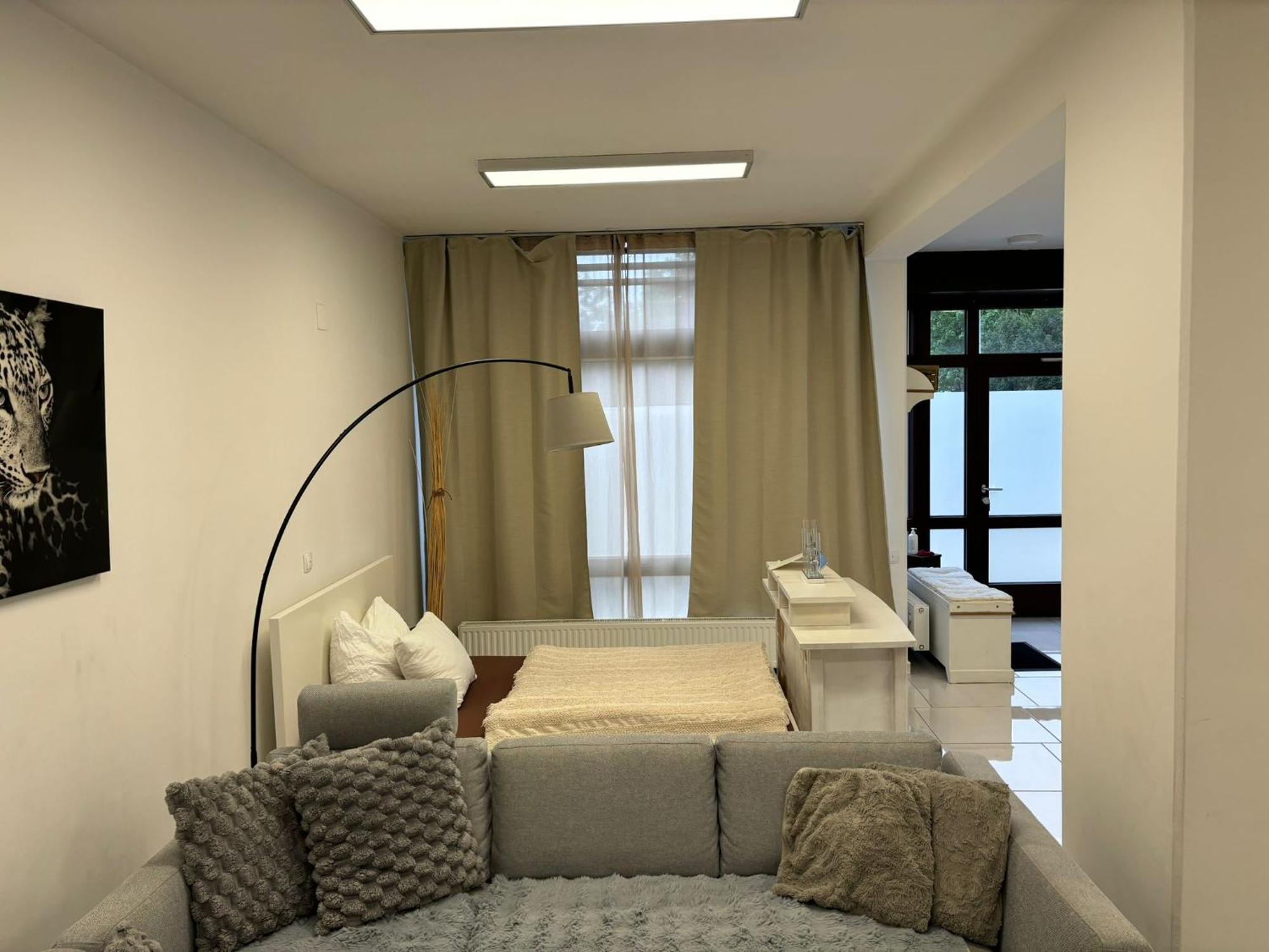 Stadtsuite Mit Sauna In Wiener Neustadt 135 M2 Zewnętrze zdjęcie